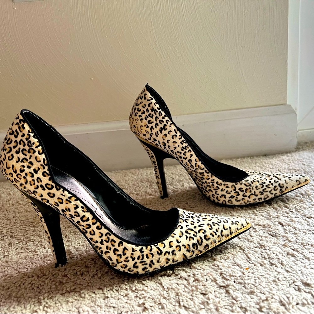 S.E. Boutique by Sam Edelman  Leopard Calf Fur Heels Size 8